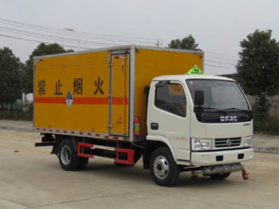 江特牌JDF5040XZWE5型雜項(xiàng)危險(xiǎn)物品廂式運(yùn)輸車運(yùn)輸介質(zhì)